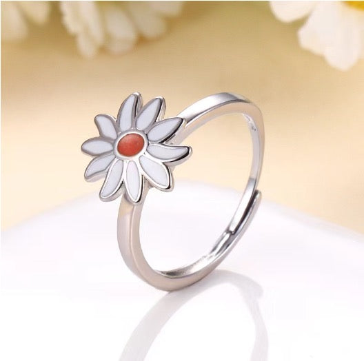 White Silver Plated Adjustable Enamel Flower Ring