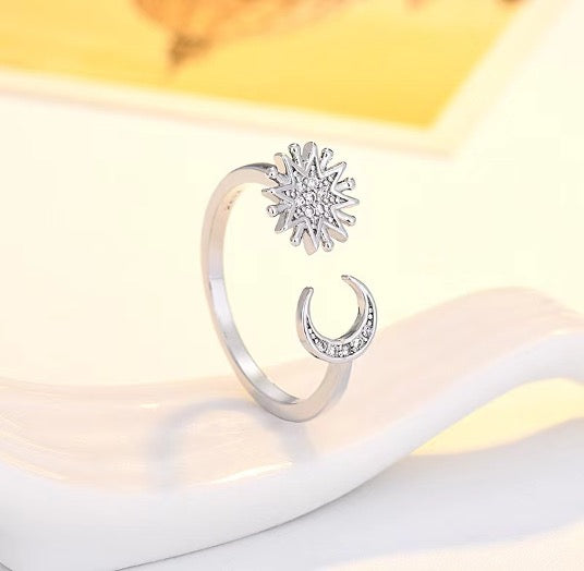 Diamanté Silver Plated Flower and Moon Ring