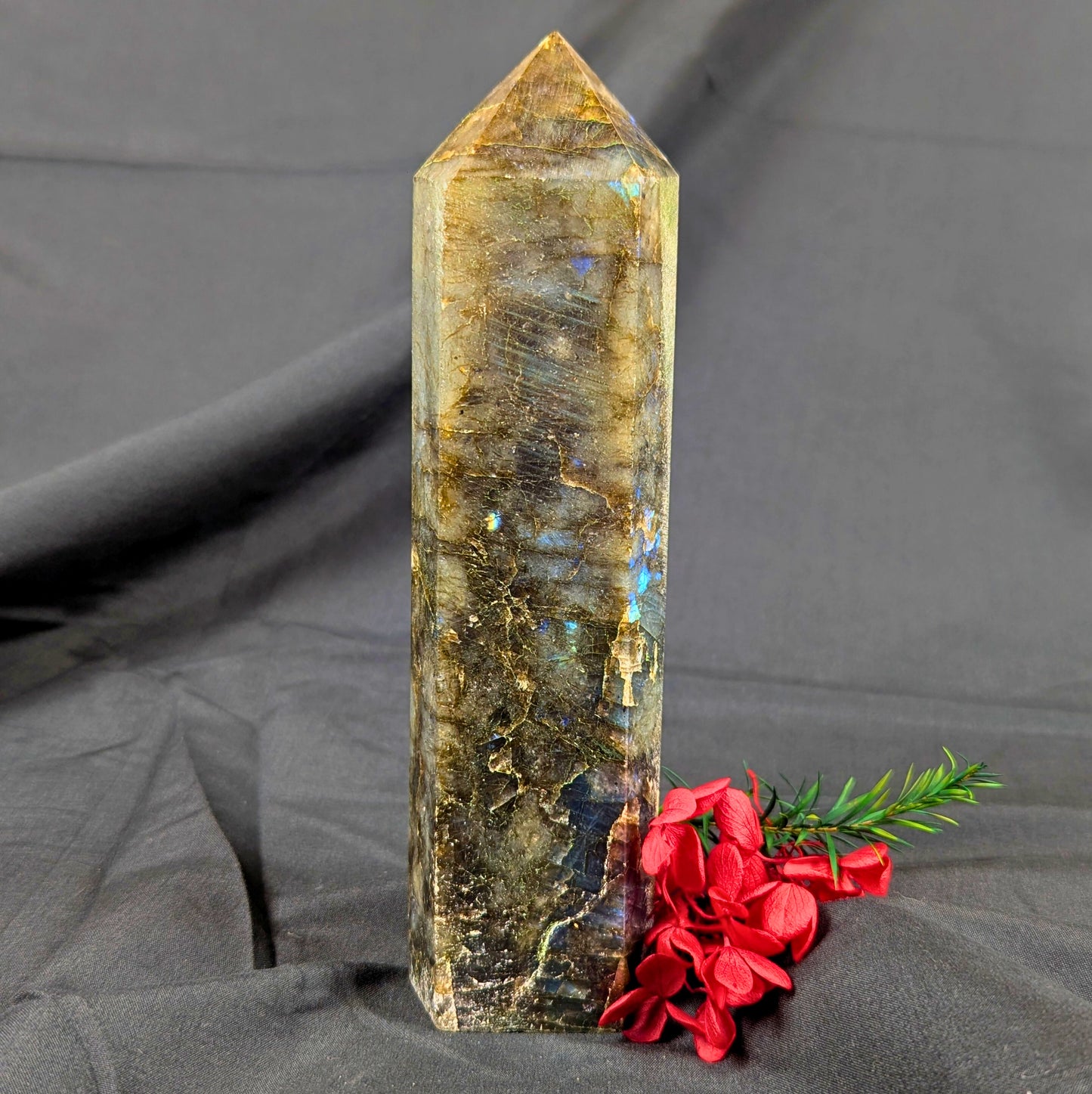 Labradorite Point (XL)