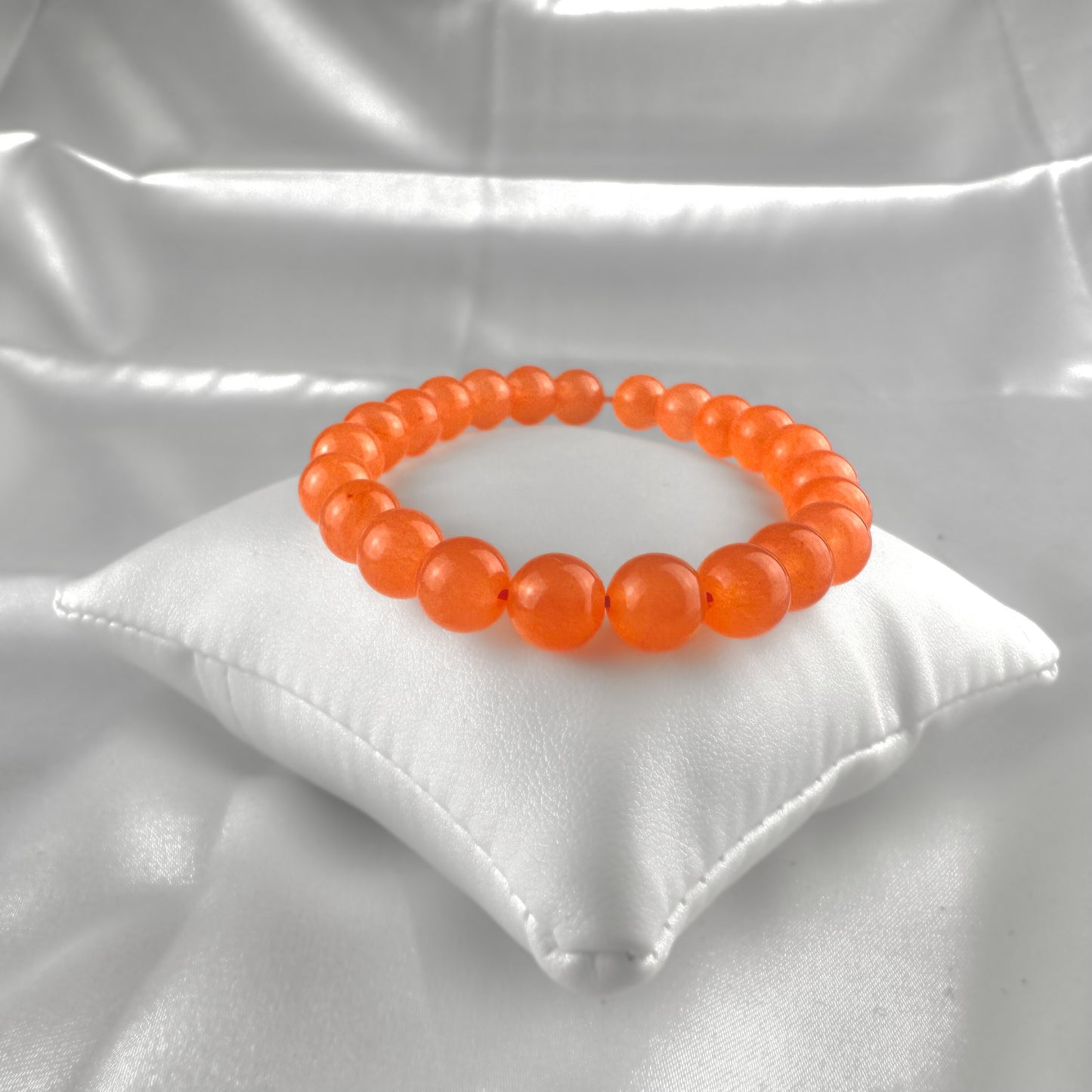 chalcedony crystal beaded bracelet
