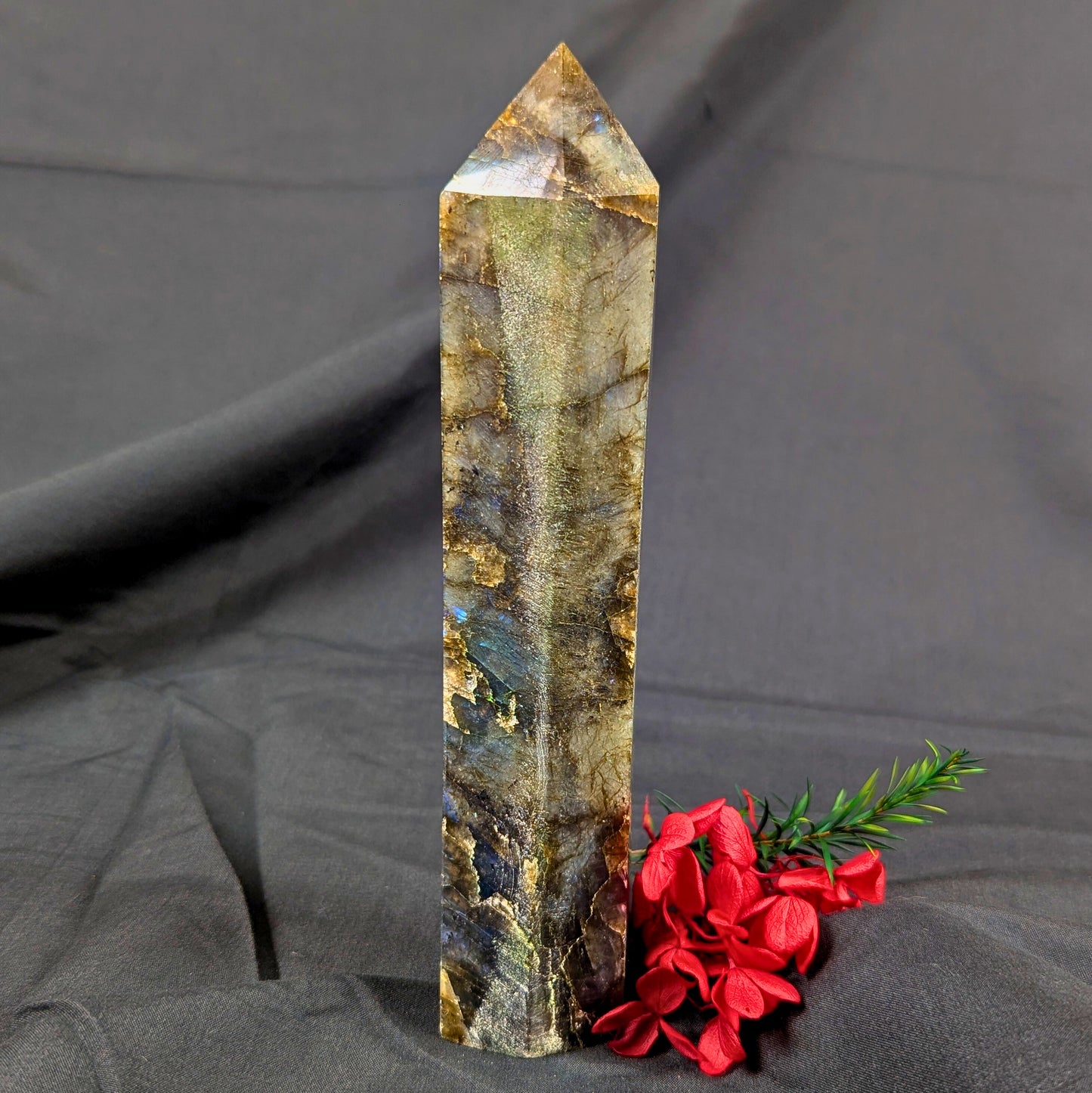 Labradorite Point (XL)