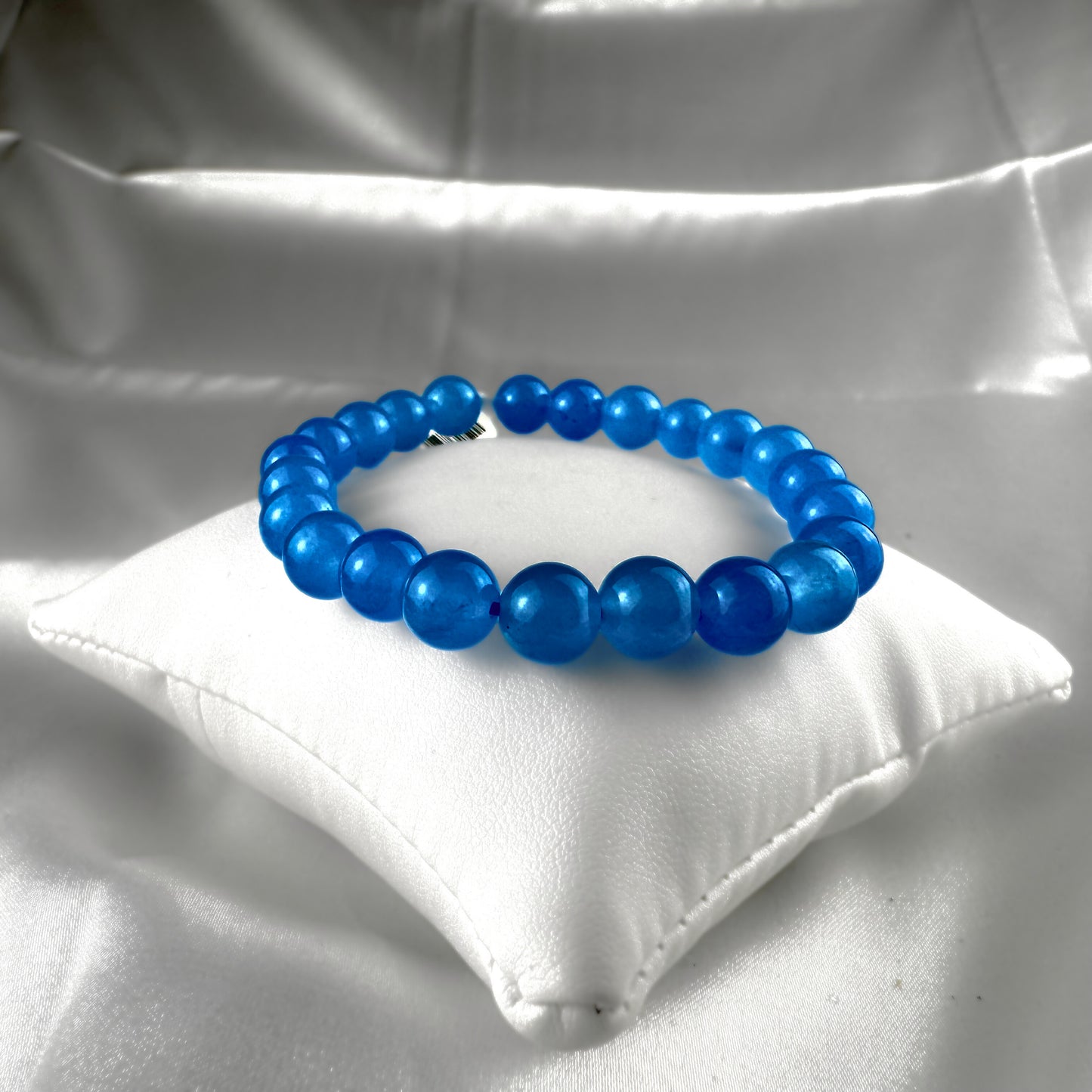chalcedony crystal beaded bracelet