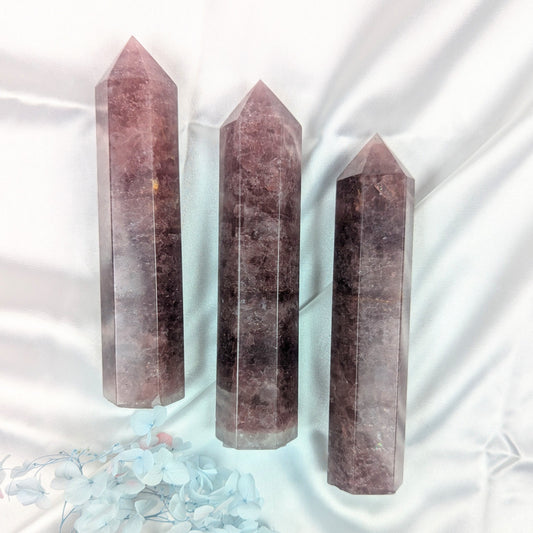 strawberry quartz crystal point