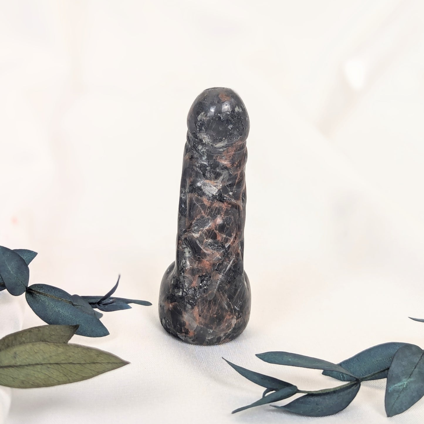 Red Que Sera Chunky Penis