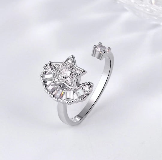 Diamond Enclosed Star Silver Adjustable Spinner Ring