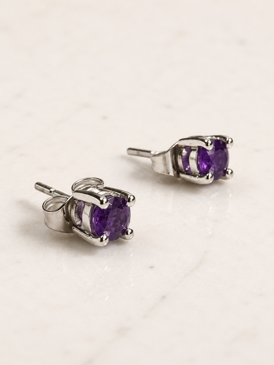 Silver Round Crystal Stud 4mm