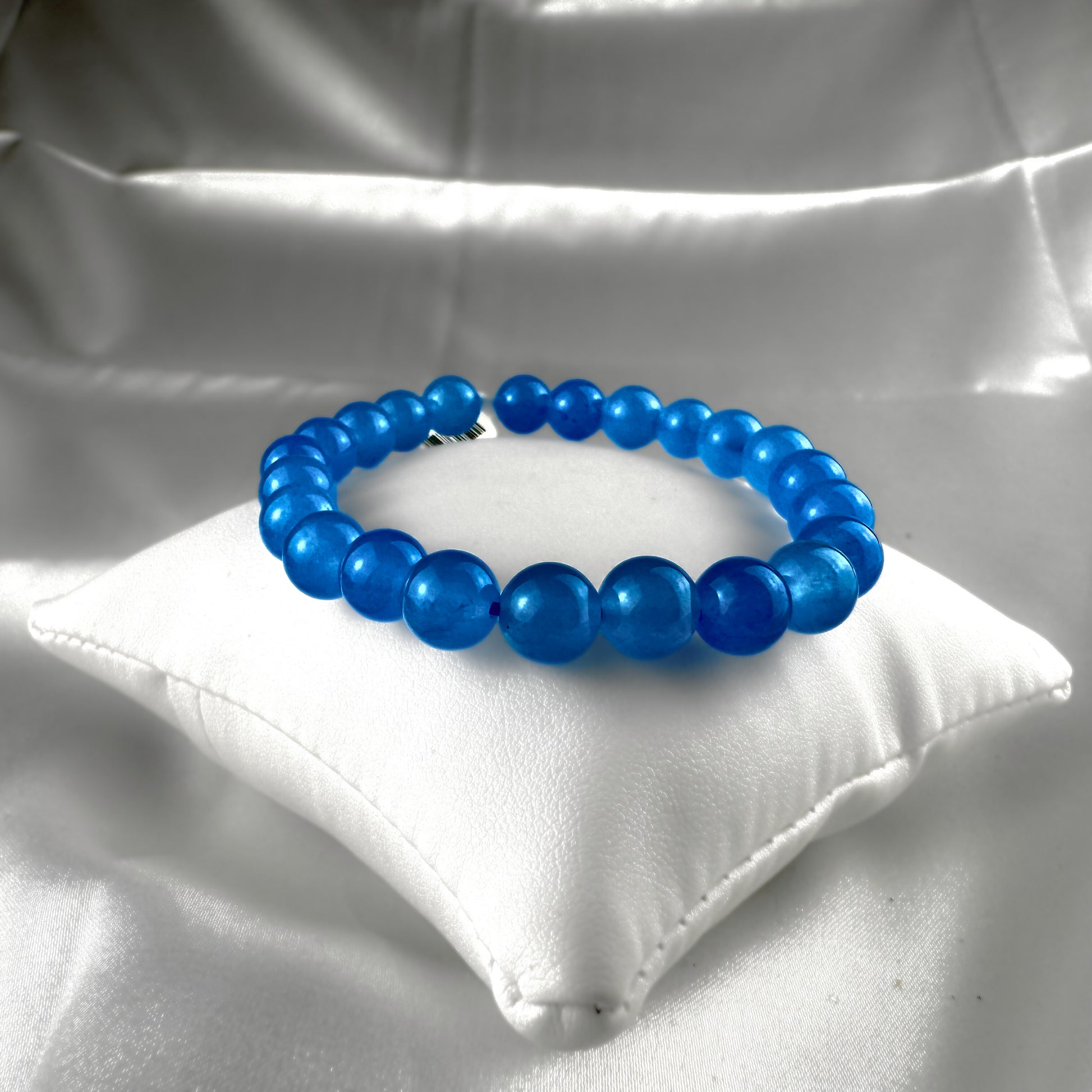 chalcedony crystal beaded bracelet
