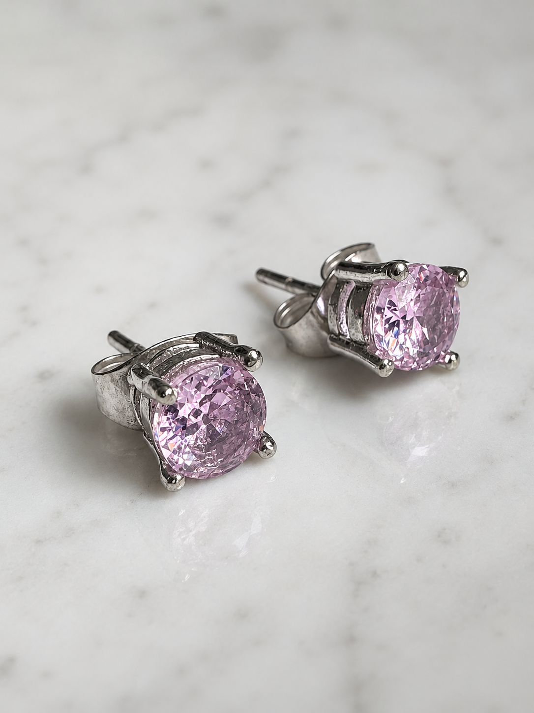 Silver Round Crystal Stud 4mm
