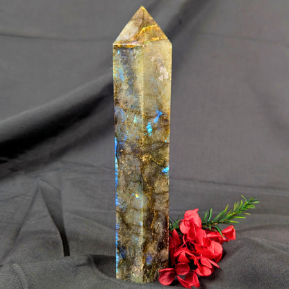 Labradorite Point (XL)