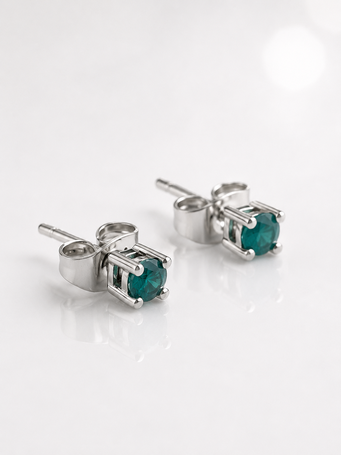 Silver Round Crystal Stud 3mm