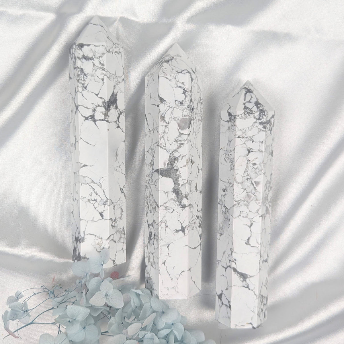 howlite crystal point