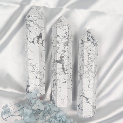 howlite crystal point