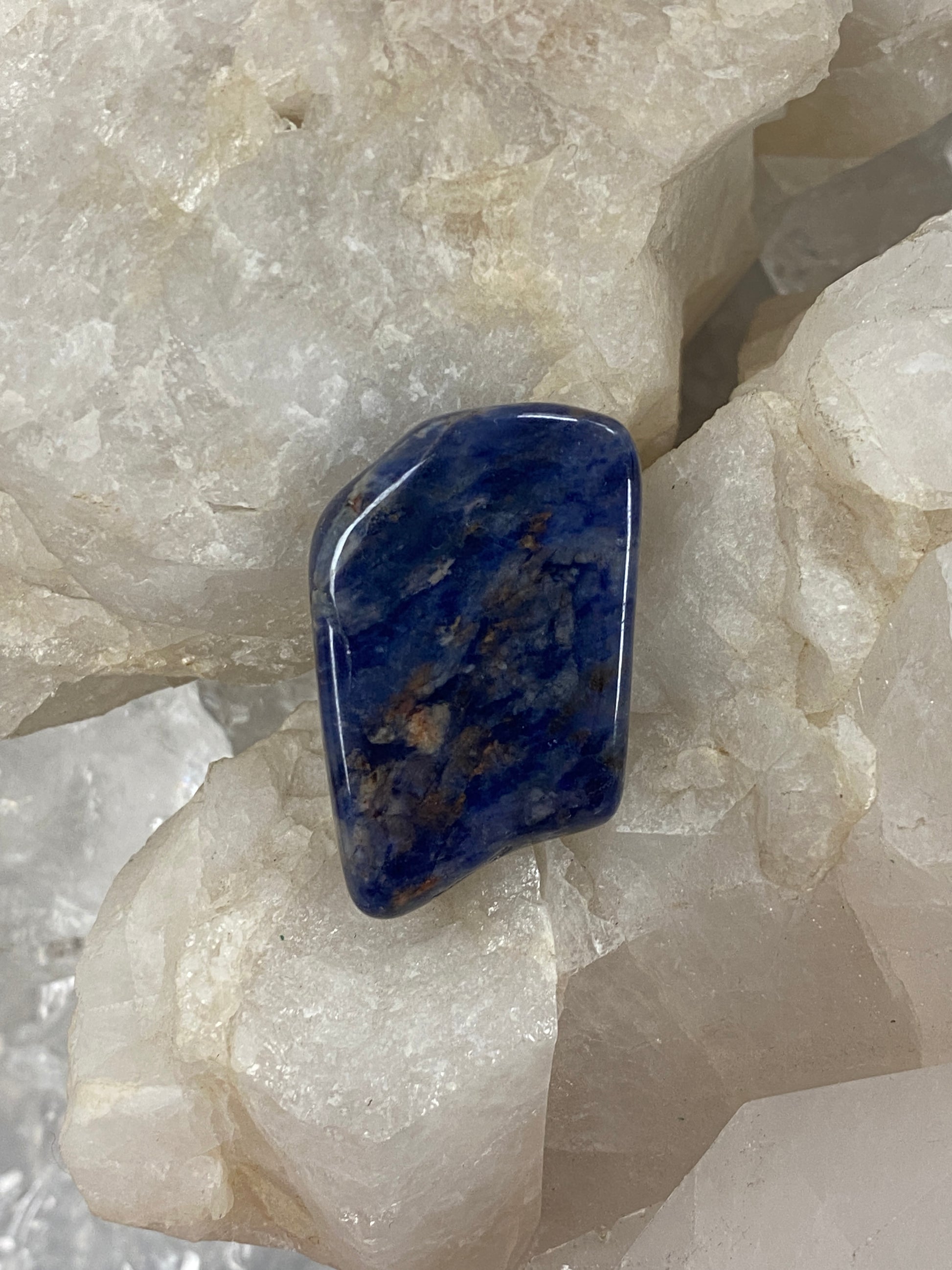 crystal tumblestone