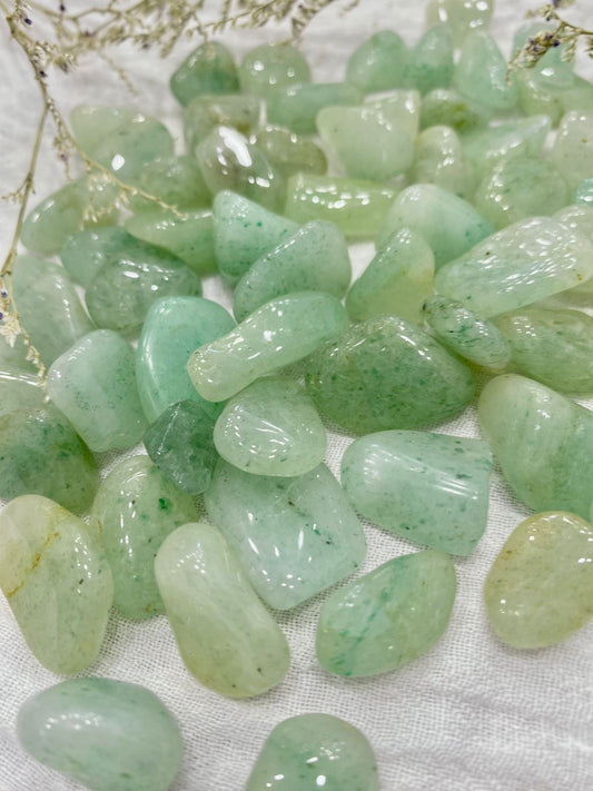 Extra Small Green Aventurine Tumblestone