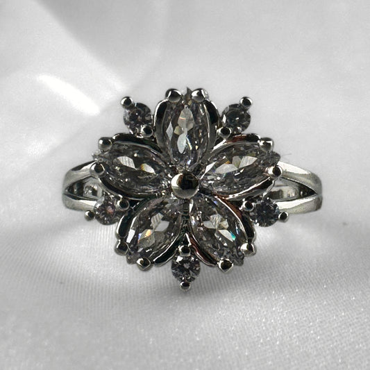Adjustable Silver Clear Flower Ring