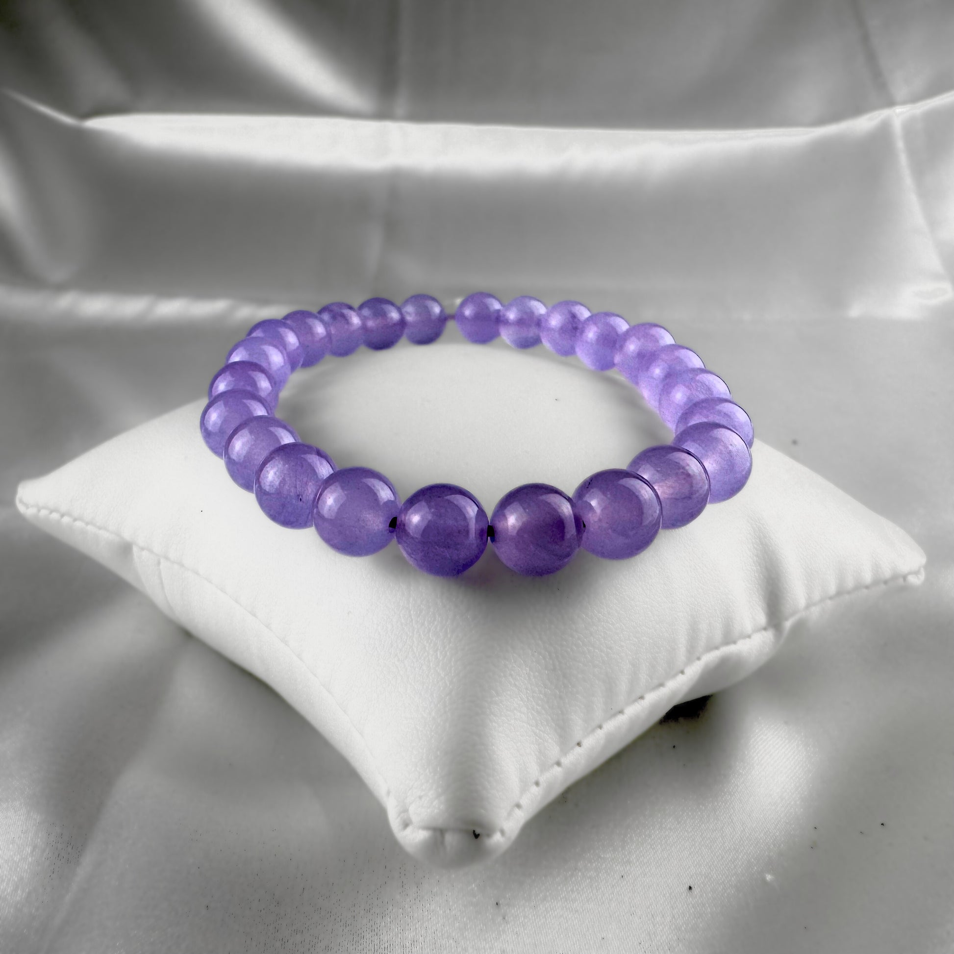 chalcedony crystal beaded bracelet