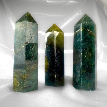 Labradorite Point (S)