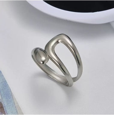 Silver Inter-locking Wrap Ring