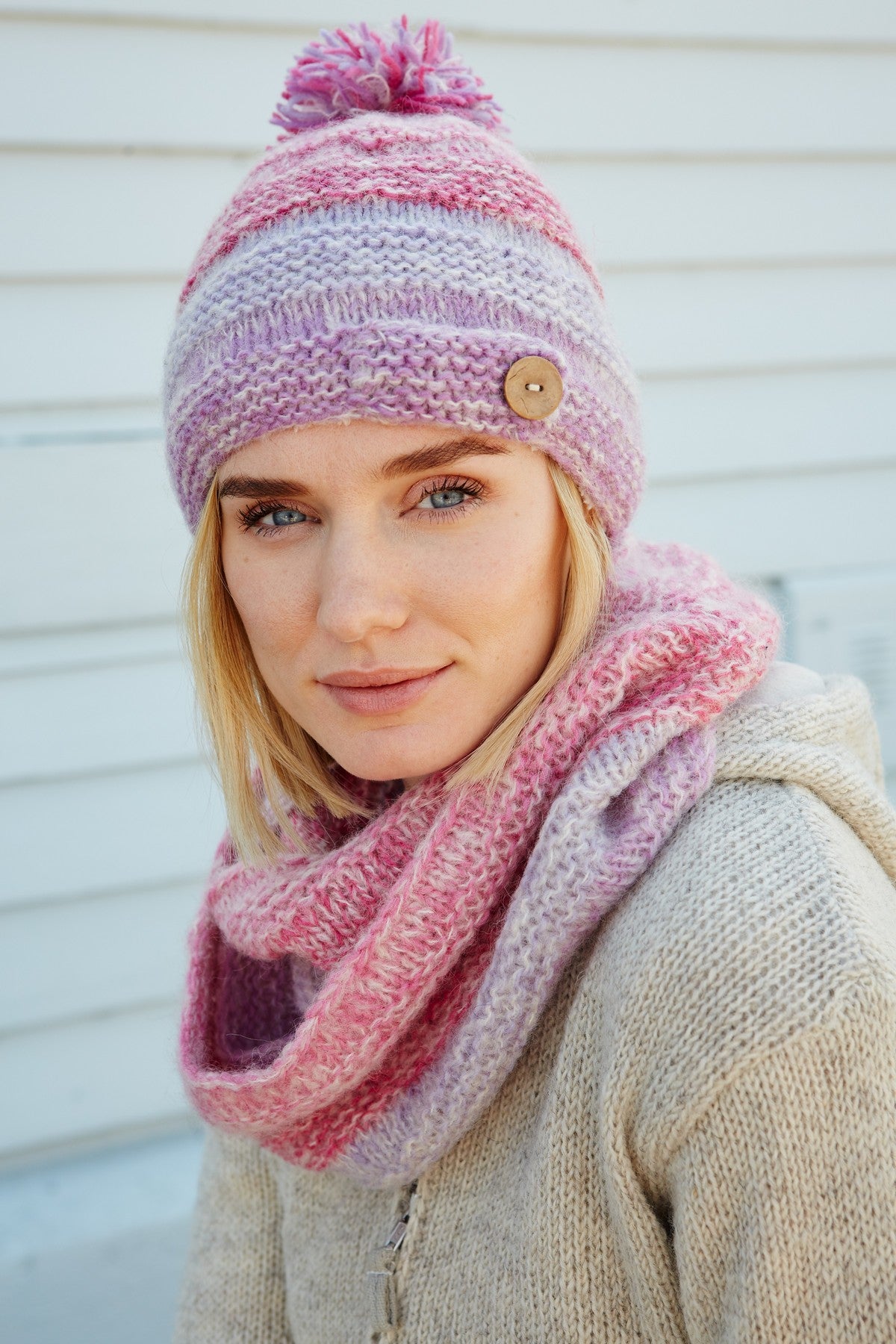 Sierra Nevada Bobble Beanie Pink